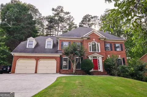 Exterior - 5415 Hampstead Way, Duluth, GA 30097 photo 2 of 9