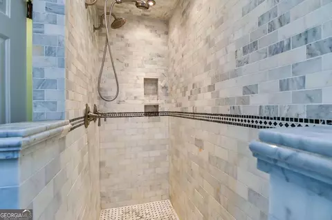 Bath - 5415 Hampstead Way, Duluth, GA 30097 photo 7 of 9