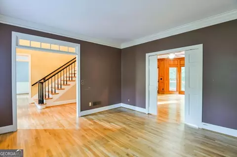 Living - 5415 Hampstead Way, Duluth, GA 30097 photo 5 of 6