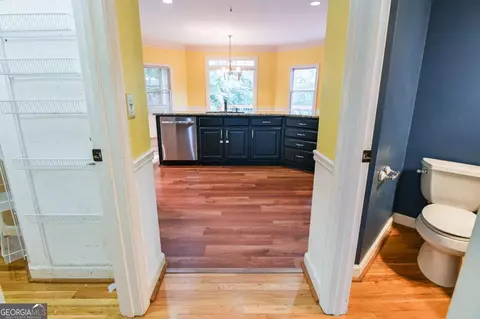Entry Way - 5415 Hampstead Way, Duluth, GA 30097 photo 3 of 7