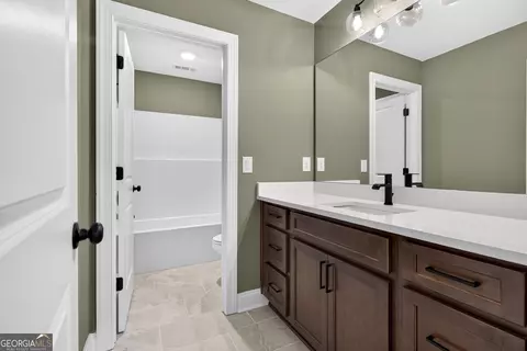 Bath - 88 Conner Ln, Williamson, GA 30292 photo 4 of 4