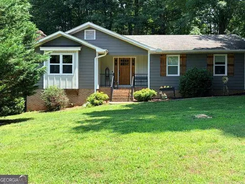 612 Valley Run Dr, Bremen, GA 30110