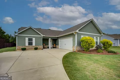 118 Meadowbrooke Dr, Milner, GA 30257