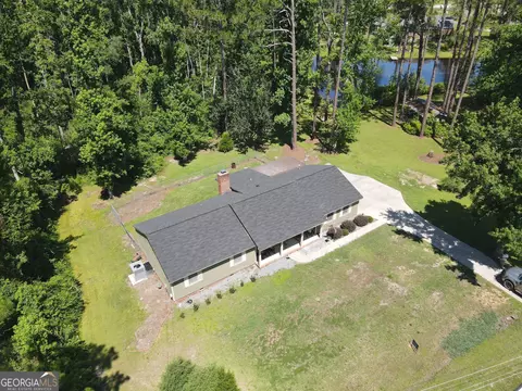 122 Ponderosa Dr, Swainsboro, GA 30401