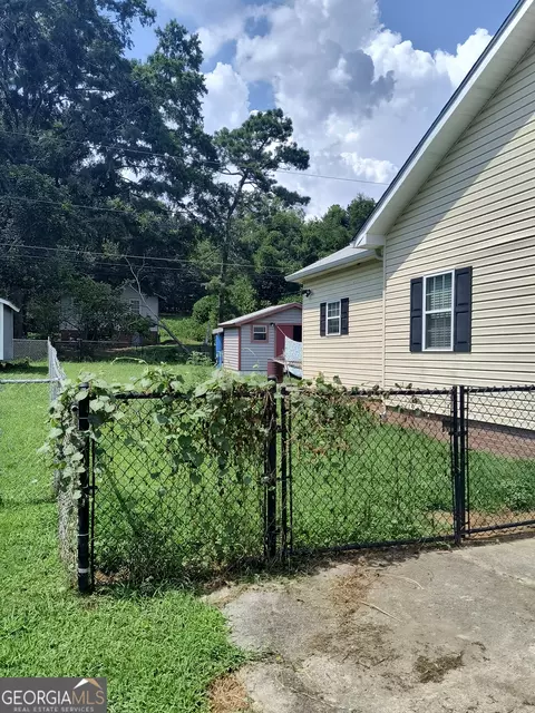 Exterior - 40 E Third St NE, Shannon, GA 30172 photo 7 of 7