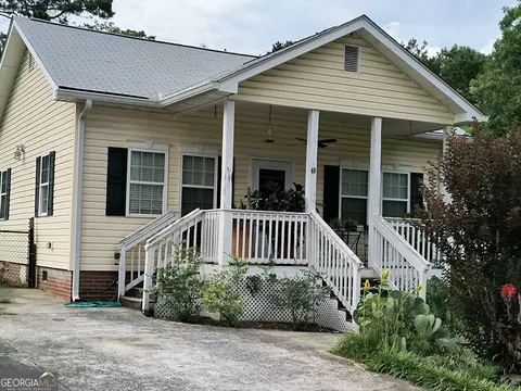 Exterior - 40 E Third St NE, Shannon, GA 30172 photo 3 of 7