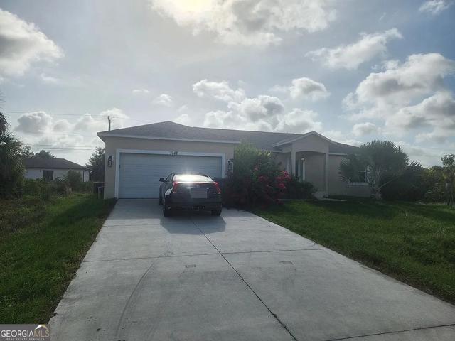 7347 Sunnybrook Blvd, Englewood, FL 34224