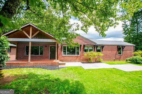 2024 Maple St, Carrollton, GA 30117