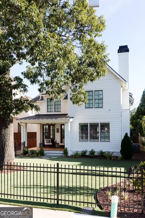1555 Walker Ave, Atlanta, GA 30337