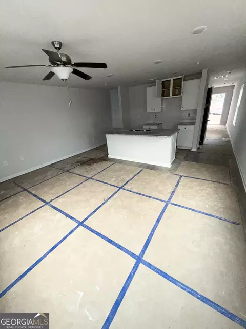 Living - 11600 E Lovejoy Rd, Hampton, GA 30228 photo 1 of 1