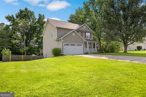 68 Hillcrest Dr, Hiram, GA 30141