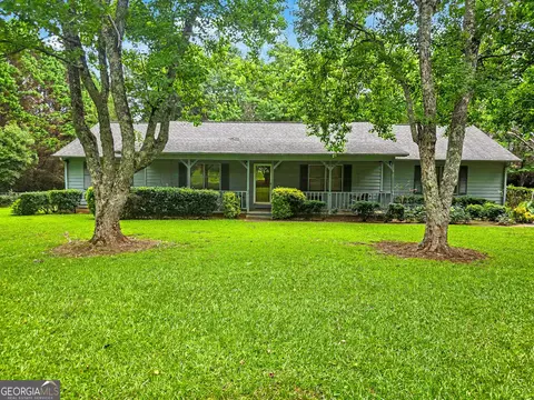 413 Kelly Rd, Mcdonough, GA 30253