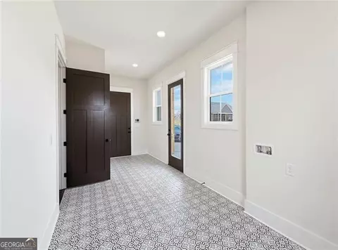 Entry Way - 151 Palisade Dr, Rydal, GA 30171 photo 2 of 8