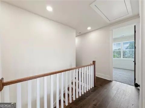 Entry Way - 151 Palisade Dr, Rydal, GA 30171 photo 7 of 8