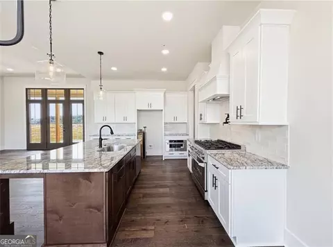 Kitchen - 151 Palisade Dr, Rydal, GA 30171 photo 5 of 6