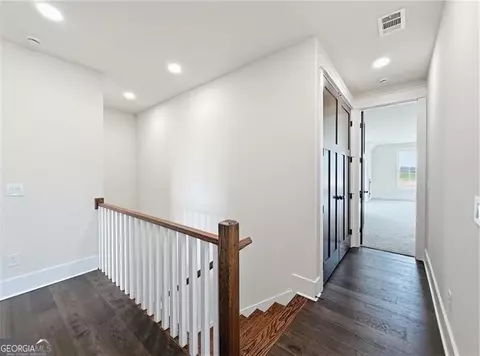 Entry Way - 151 Palisade Dr, Rydal, GA 30171 photo 6 of 8