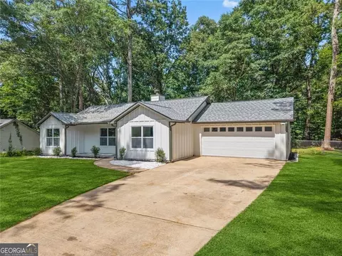 491 Natasha Dr, Auburn, GA 30011