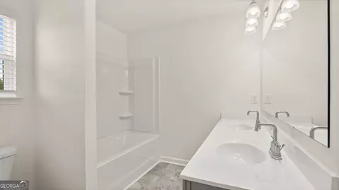 Bath - 13454 Whitman Ln, Covington, GA 30014 photo 4 of 5