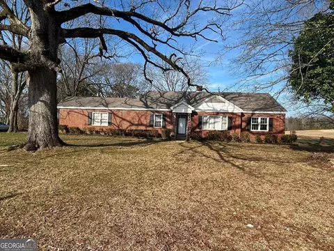 526 Mcdonald Rd, Covington, GA 30016