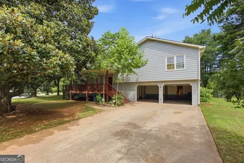1251 Eli Ln, Lawrenceville, GA 30045