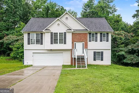 6749 Silver Maple Dr, Rex, GA 30273