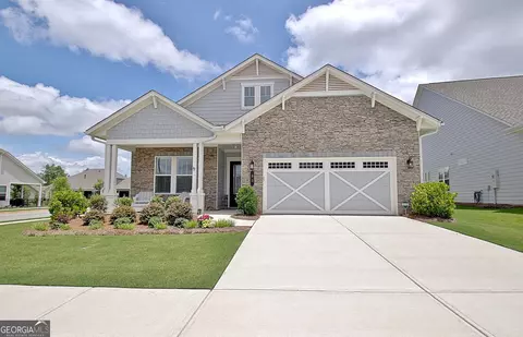93 Club Cresswind Dr, Newnan, GA 30263