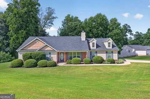 25 Persimmon Dr, Jefferson, GA 30549