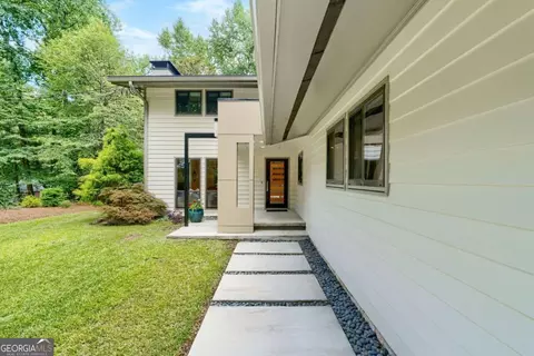 2668 Lake Rd, Tucker, GA 30084