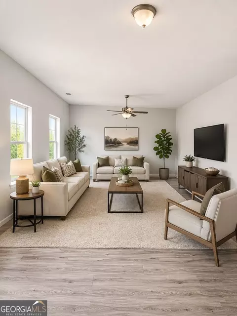 Living - 29 Hilda Ct, Commerce, GA 30529 photo 1 of 1