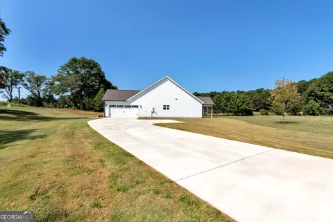 Exterior - 6376 Brockton Loop, Jefferson, GA 30549 photo 9 of 14