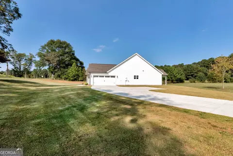 Exterior - 6376 Brockton Loop, Jefferson, GA 30549 photo 6 of 14