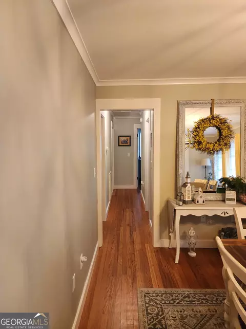 Entry Way - 501 Pine Forest St, Dublin, GA 31021 photo 4 of 4