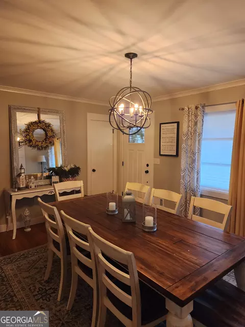 Dining - 501 Pine Forest St, Dublin, GA 31021 photo 2 of 3