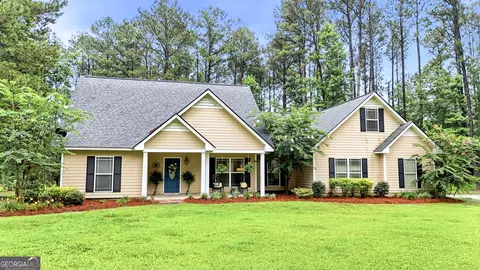 8740 Coffee Rd, Hahira, GA 31632