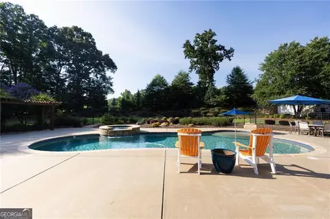 Exterior - 281 Chilhoe Dr, Canton, GA 30115 photo 6 of 13