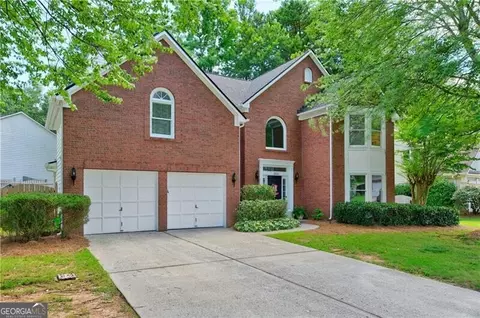 3352 Pigeon Hawk Ct, Peachtree Corners, GA 30092