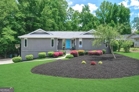 756 Hillwood Dr, Marietta, GA 30068