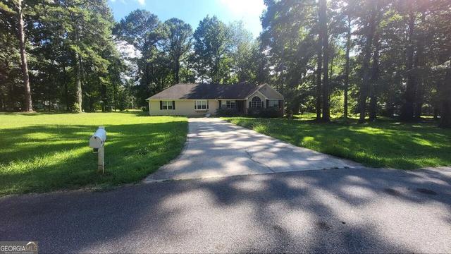 102 Douglas Ct, Eatonton, GA 31024