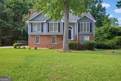 10 Fairhaven Ct, Covington, GA 30016 photo 2