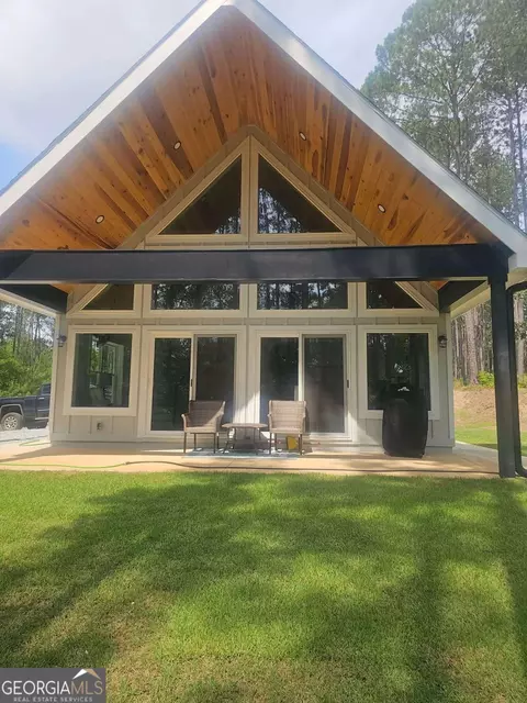 2595 Omaha Dr, Elberton, GA 30635