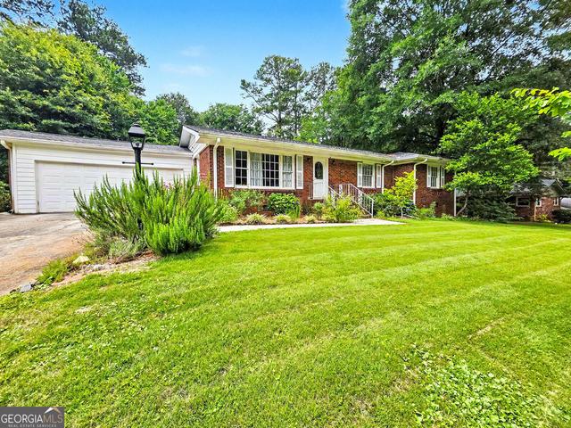 3665 Chavers Pl, Stone Mountain, GA 30083