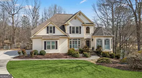 50 Lakecrest Cir, Suwanee, GA 30024