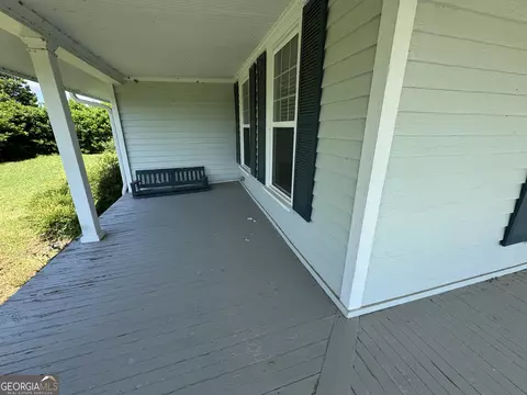 Exterior - 654 Fire Tower Rd, Mount Vernon, GA 30445 photo 4 of 6