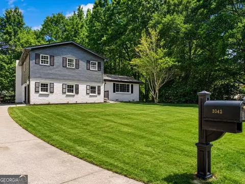 3042 Pathview Ln, Marietta, GA 30062