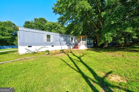 416 Blueberry Ct, Winder, GA 30680