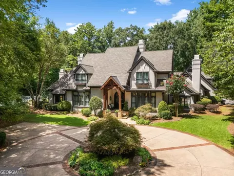 1940 Dinsmore Rd, Milton, GA 30004