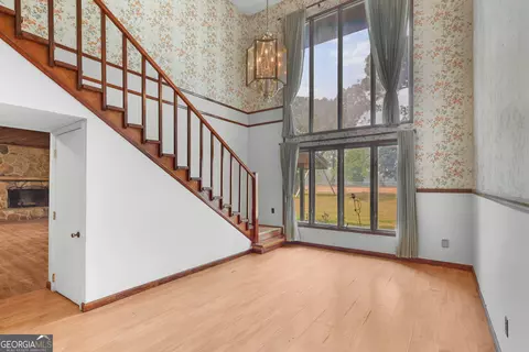 Living - 565 Bragg Rd, Brooklet, GA 30415 photo 4 of 5