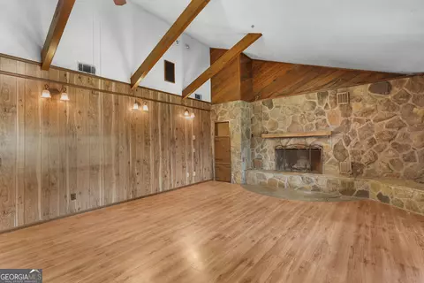 Living - 565 Bragg Rd, Brooklet, GA 30415 photo 2 of 5