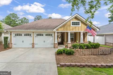 140 Cottage Club Dr, Locust Grove, GA 30248