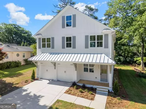 962 Mclinden Ave SE, Smyrna, GA 30080